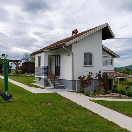 Kuca Za Odmor Belina Villa โอโทชาส ภายนอก รูปภาพ
